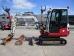Takeuchi TB230 (375) – Image 24