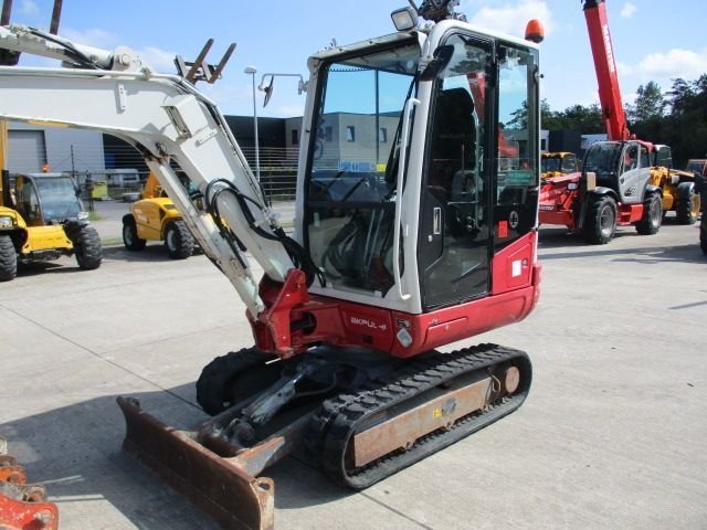 037-1687181024 Takeuchi TB230 (375) – Image 1