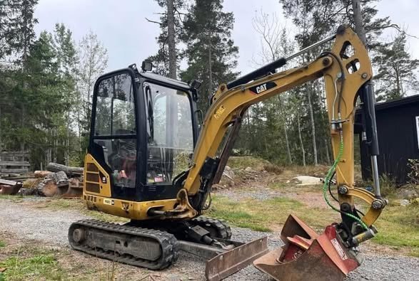 CATERPILLAR 302.2D