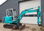 KOMATSU PC30-7 + 3 GODETS – Mini Pelle 3,8T – Image 4