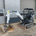 BOBCAT E27 + 3 GODETS – Mini Pelle 2,68T