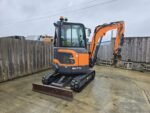 Doosan DX27Z–7 + 3 GODETS – Mini Pelle 2,7T