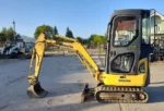 Komatsu PC16R Mini-pelle de chantier 1,6T avec 3 godets – Image 2