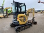 KOMATSU PC20MR-2