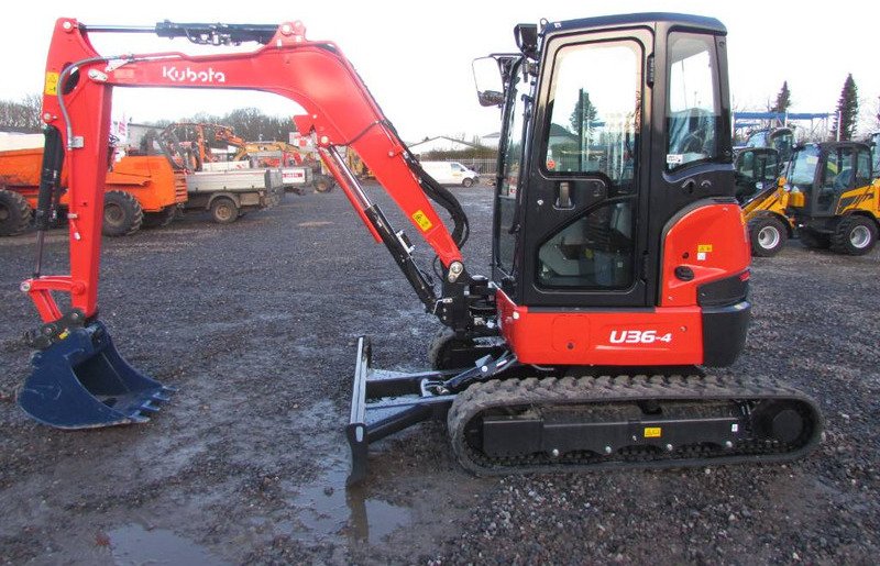 Kubota U 36-4 Minibagger 42.000 EUR Kubota U 36-4+3 GODETS – Mini Pelle 3,9T – Image 1