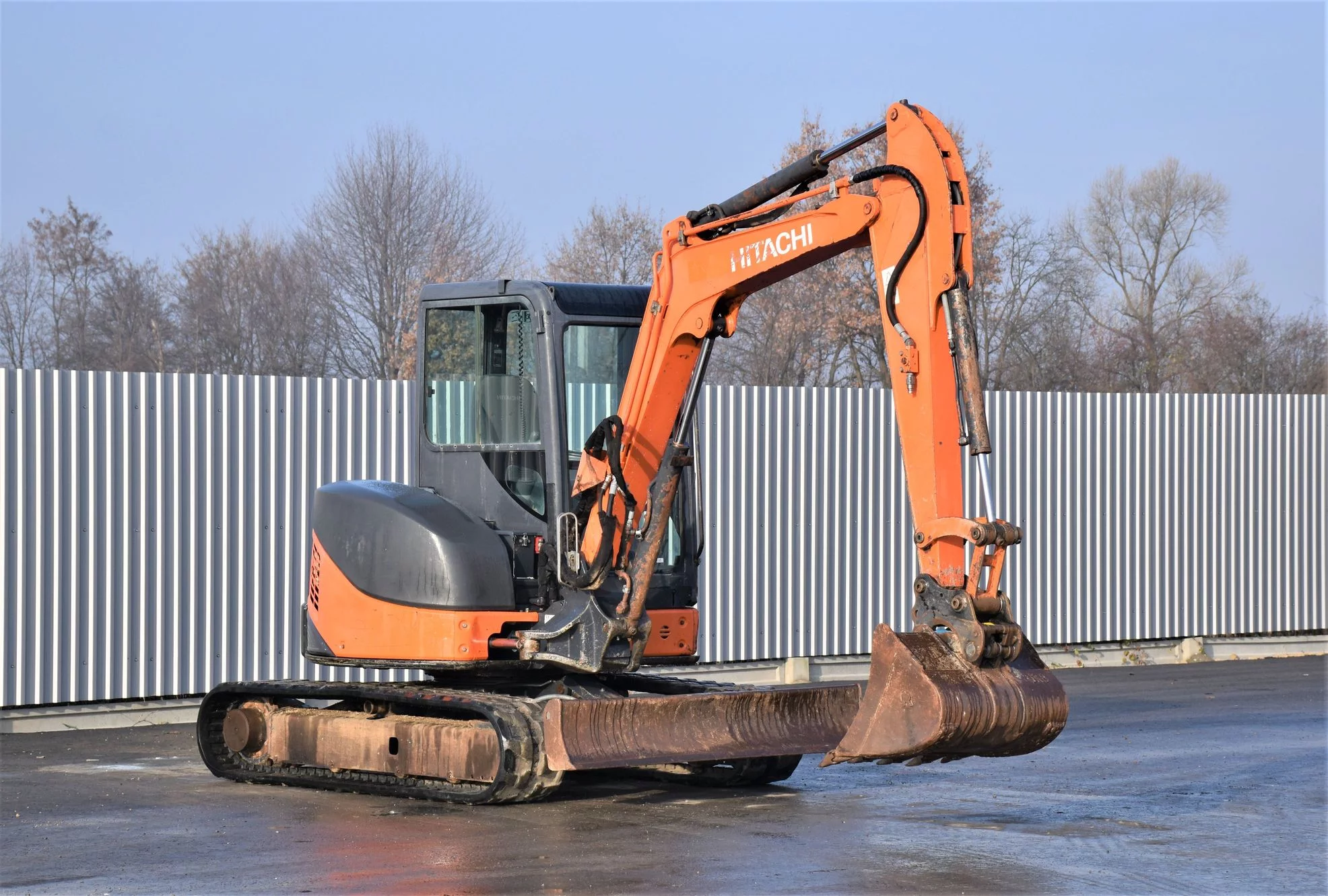 m5-4 HITACHI ZX48U-3 CLR + 3 GODETS – Mini Pelle 5T – Image 1
