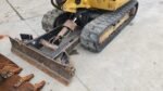 CATERPILLAR 302.2D + 4 GODETS – Mini Pelle 2,1T – Image 7