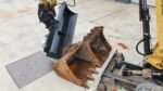 CATERPILLAR 302.2D + 4 GODETS – Mini Pelle 2,1T – Image 10