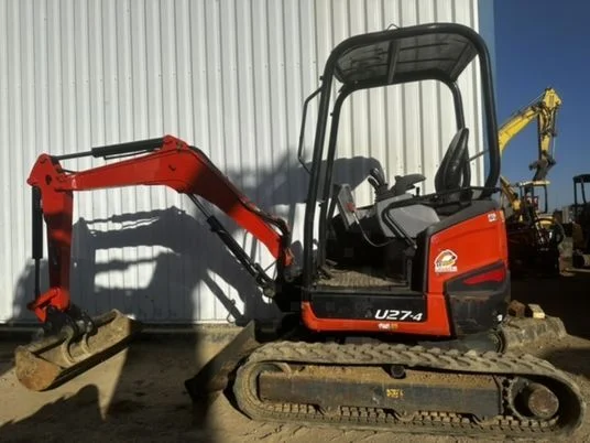 s7-3 KUBOTA U27-4 Canopy + 3 GODETS – Mini Pelle 2,6T – Image 1