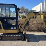 CATERPILLAR 301.8C + 3 GODETS – Mini Pelle 1,68T