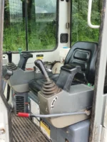 TAKEUCHI TB014 + 5 GODETS – Mini Pelle 1,5T – Image 6
