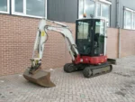 TAKEUCHI TB23R + 3 GODETS – Mini Pelle 2,6T