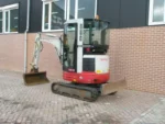 TAKEUCHI TB23R + 3 GODETS – Mini Pelle 2,6T – Image 4