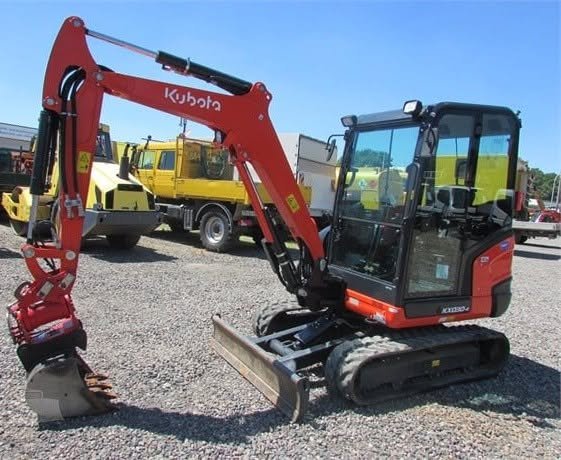 1 Kubota KX030-4 – Image 1